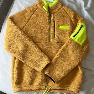 sherpa half zip